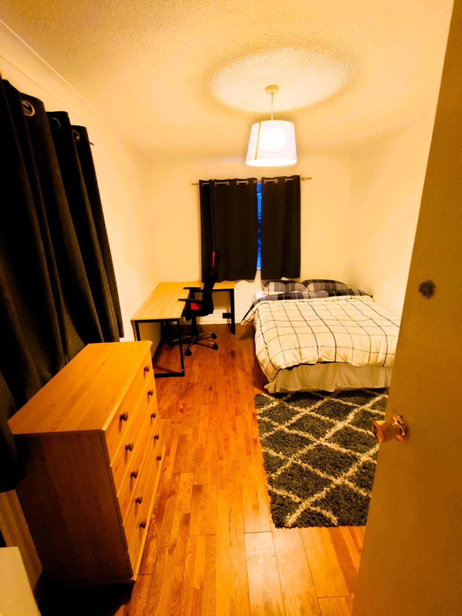 Edwardian 4 Bedrooms With 4 Bathrooms Townhouse, Next To Underground, Accommodates 10 People Лондон Екстериор снимка